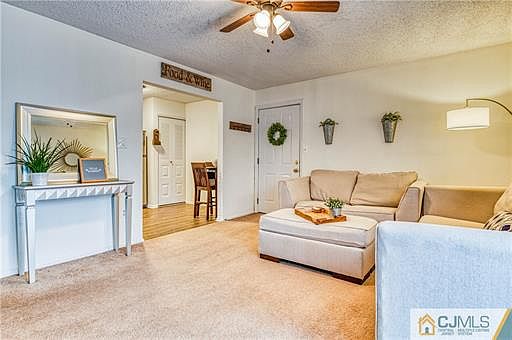 5th image of 470 Northam Dr