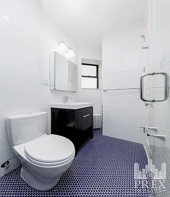 Rented by PREX Realty Corp | media 21