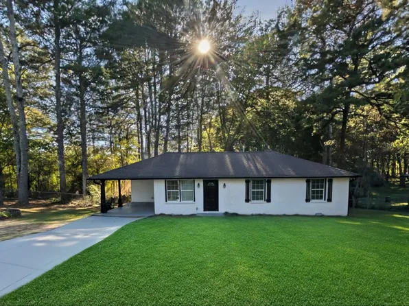 537 Eastside Dr NE, Dacula, GA 30019