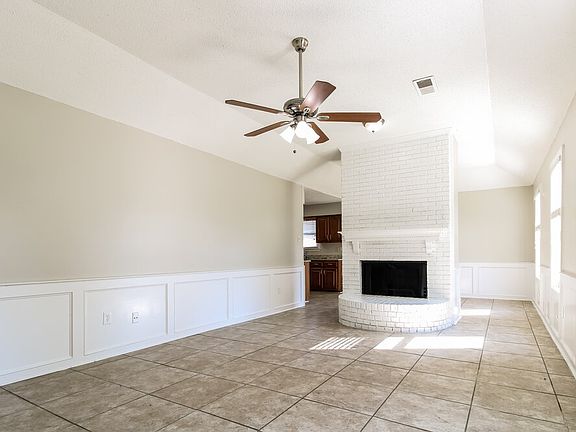 5th image of 6150 Valleydale Dr