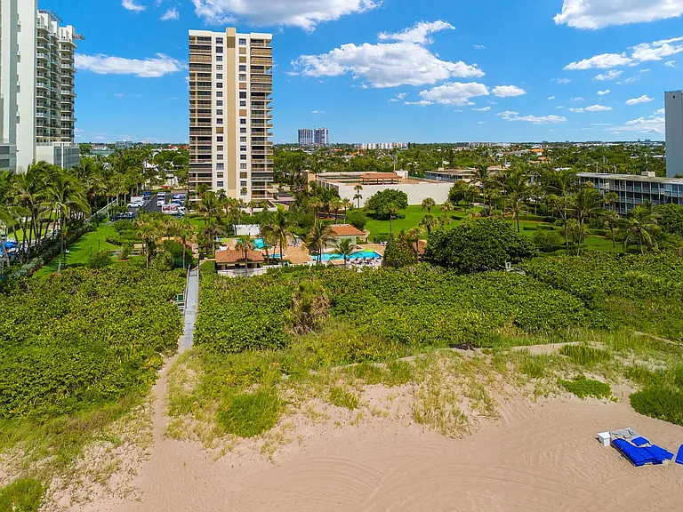 3400 N Ocean Dr #1602 — Photo 42