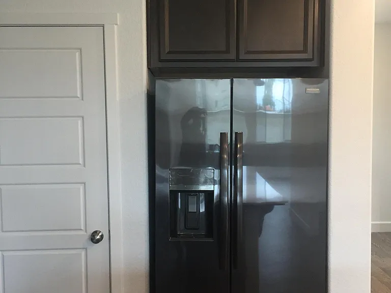 2425 Explorador Dr — Photo 7