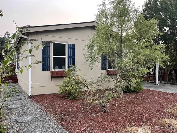 5400 Meeker Drive #22, Kalama, WA 98625