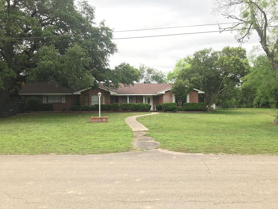 1st image of 108 Aspen Ln