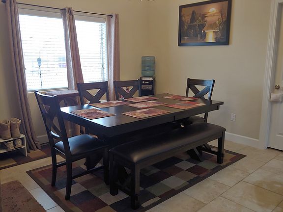 Eat in dining area
