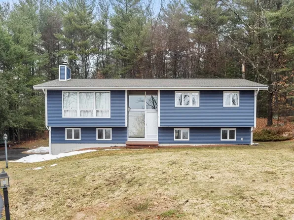 221 Whitcomb Ave, Littleton, MA 01460