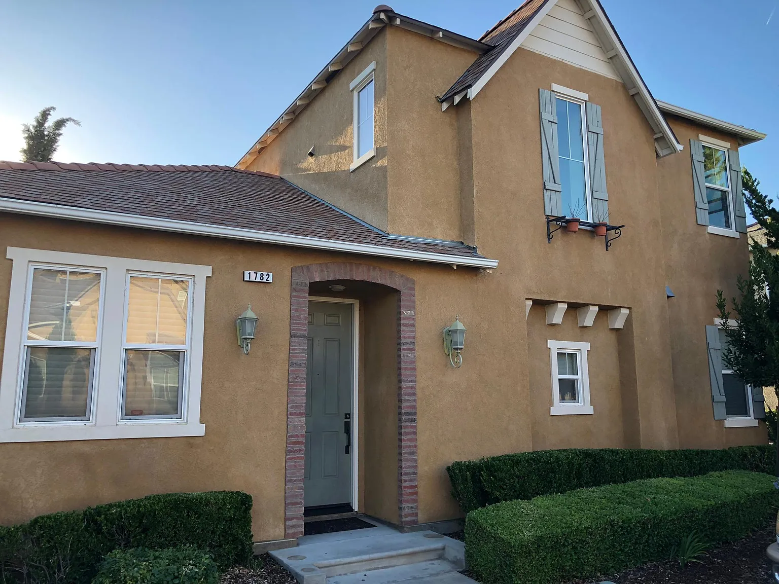 1782 N Merlan Ln photo 1