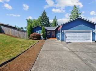 380 E 2nd St, Yamhill, OR
