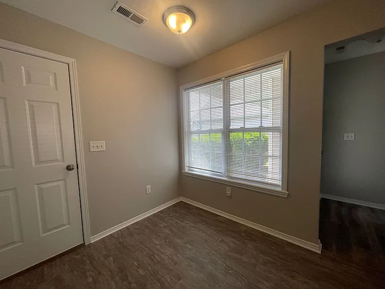 139 Woodland Dr — Photo 6