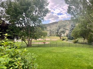 433 Porphyry Rd, Gypsum, CO 81637