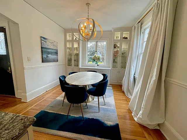 Beautiful dining room!