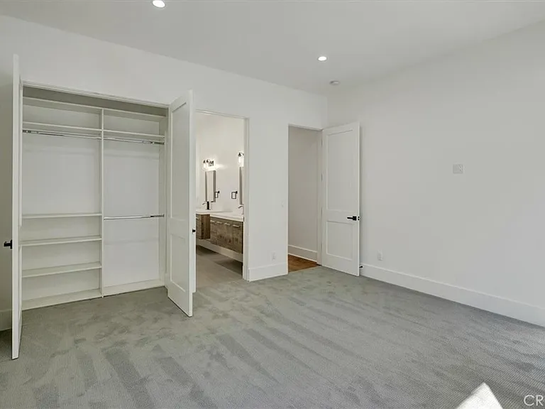 5520 Woodlake Ave — Photo 19