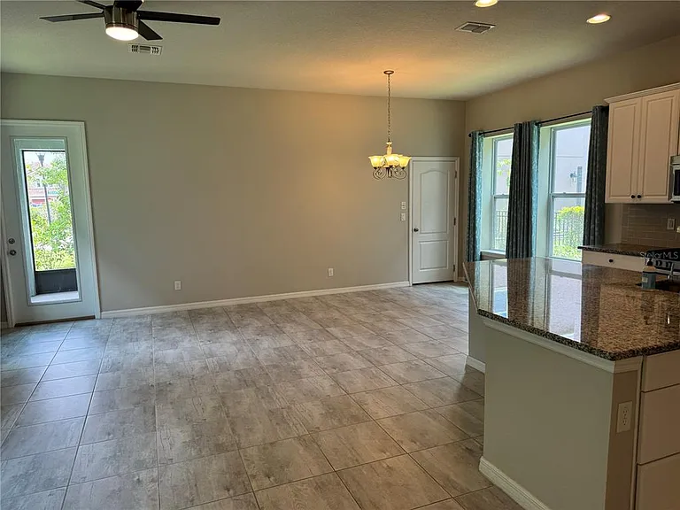 5912 Village Center Dr — Photo 46