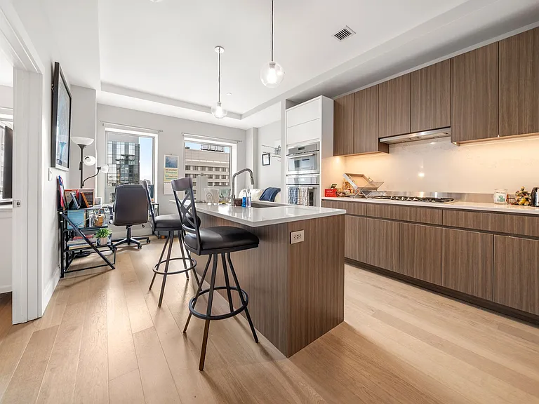 100 Shawmut Ave #811 — Photo 23