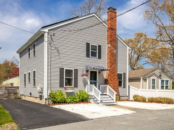 25 Wildwood Ave, Wareham, MA 02571