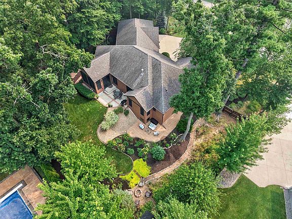 2nd image of 1945 SUNNY BROOK COURT
