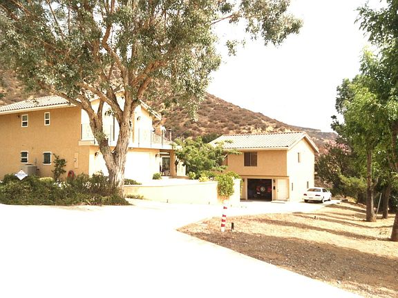 2nd image of 4947 Mai St