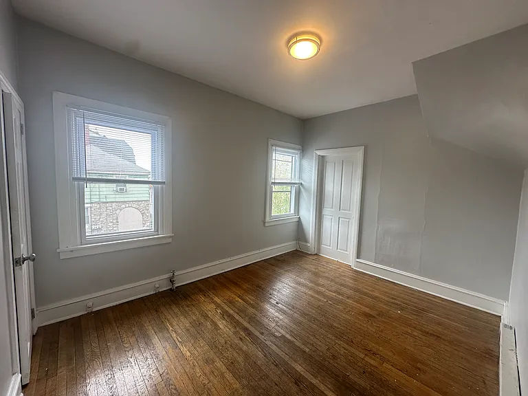 216 Beech Street — Photo 17