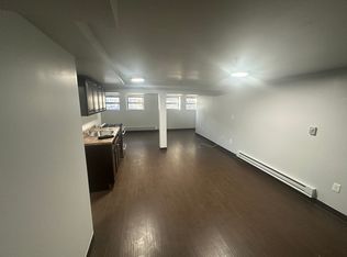 611 Clinton Ave #B, Newark, NJ 07108