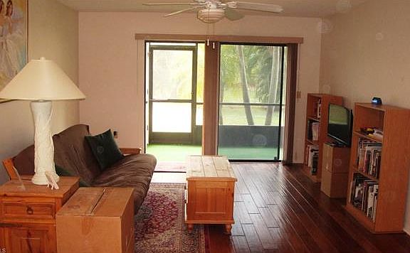 2nd image of 9275 Lake Park Dr APT 102