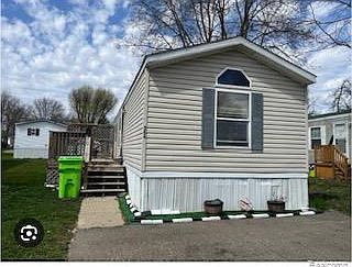 1st image of 364 Tourangeau Dr