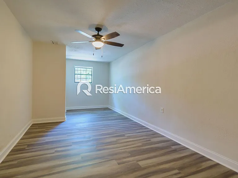2227 Commonwealth Ave — Photo 9