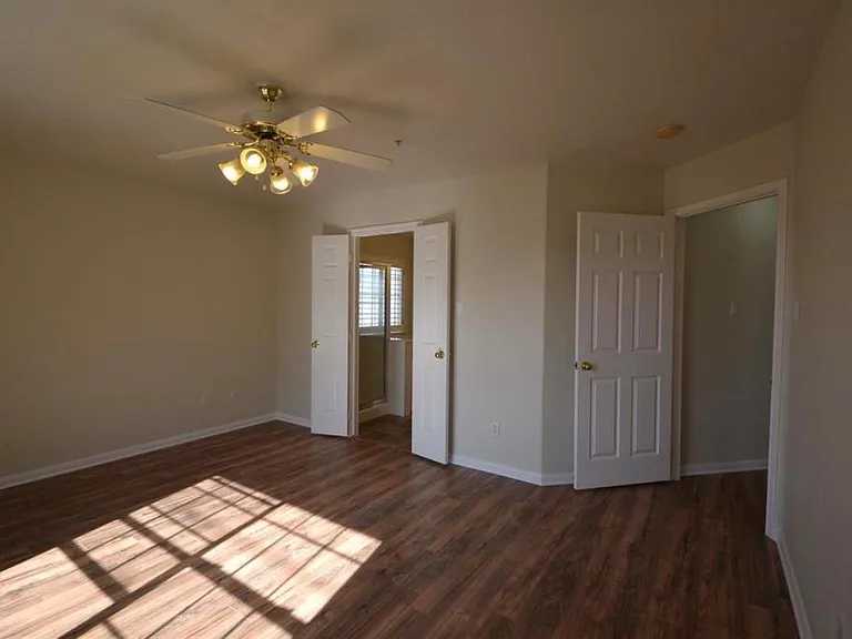 2710 Grants Lake Blvd #J10 — Photo 31