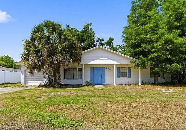 1st image of 517 TERRACE DRIVE