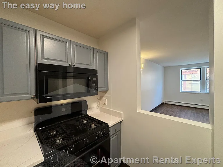 1 Franklin St #202 — Photo 2