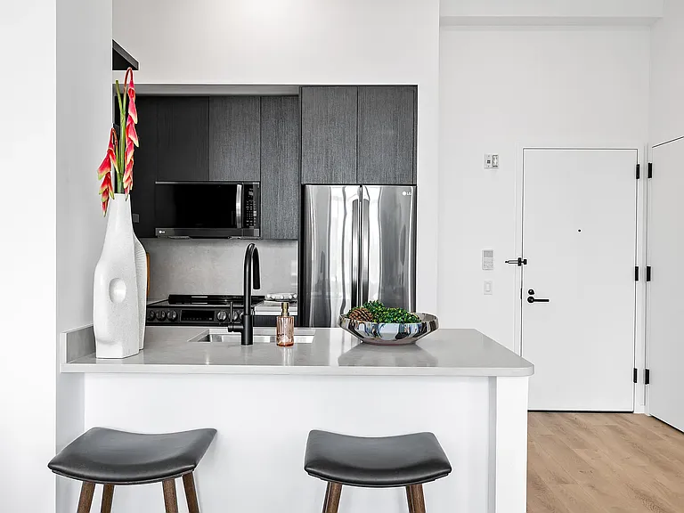 500 Degraw St #417 — Photo 2