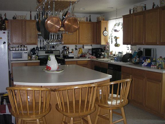 Cook's Dream Kitchen With Huge Island