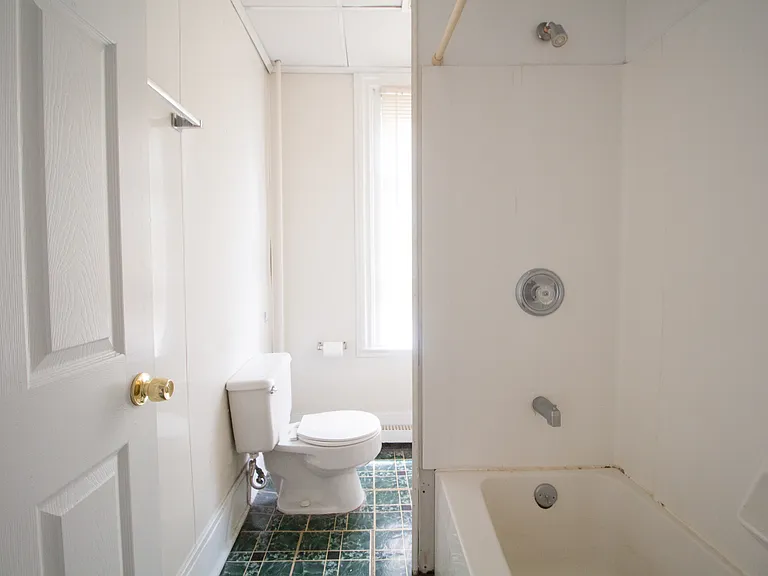 326 N Neville St #3 — Photo 8