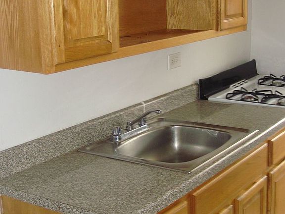 2nd image of 26 Bedford Park Blvd E APT B11