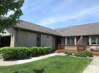 13337 Whittier Dr, Sterling Heights, MI 48312