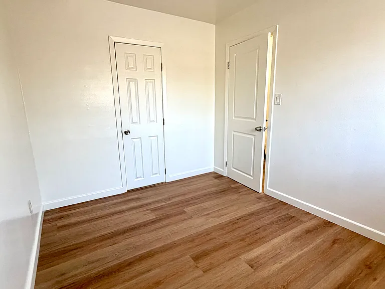133 W 66th St #2 — Photo 6