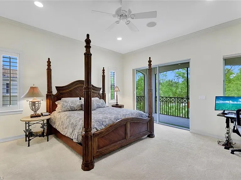 2830 Tiburon Blvd E #103 — Photo 12
