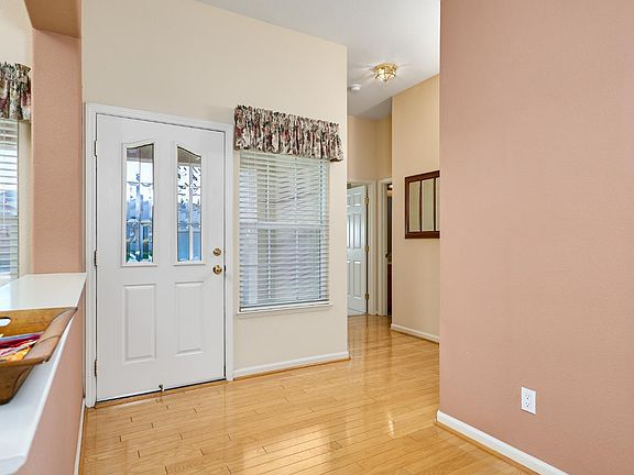 4th image of 570 Turnberry Terrace