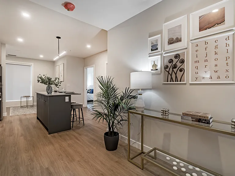 909 5th Ave SW — Photo 30