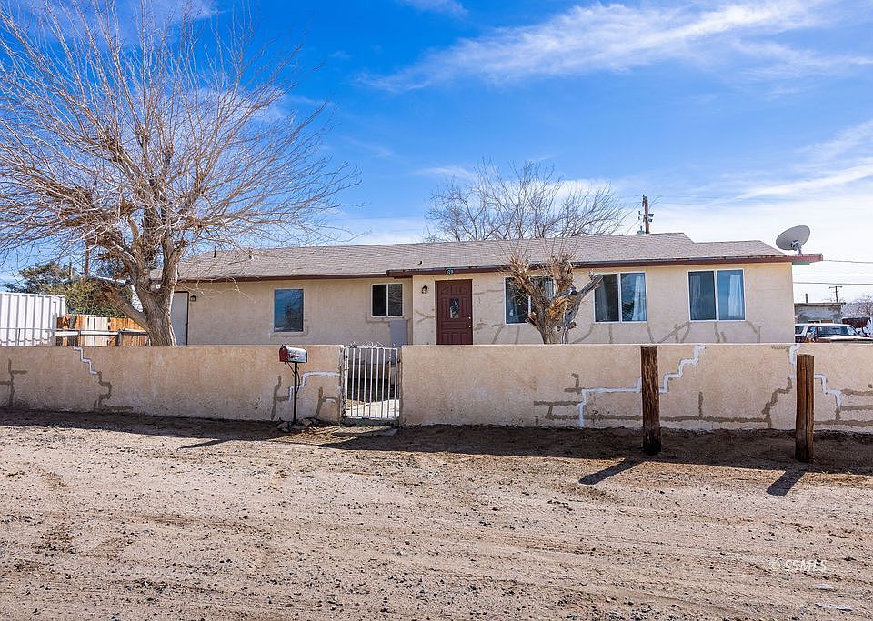 1st image of 839 E Hillcrest Ave