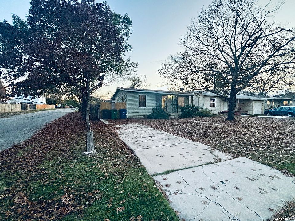 1st image of 2610 W Ashby Place