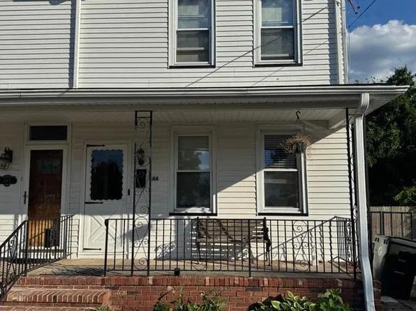 446 W Broad St, Burlington, NJ 08016