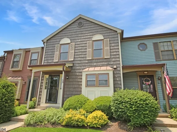 33 Wood Duck Ct, Allamuchy Twp., NJ 07840