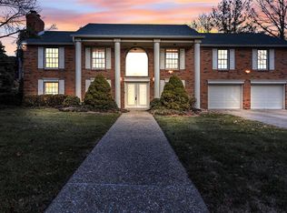 15 Fairway Dr, Edwardsville, IL 62025