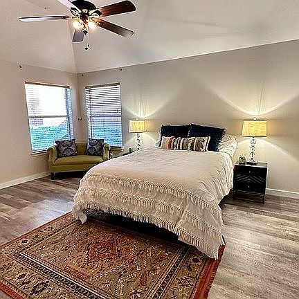 5th image of 4000 Canyon Glen Cir