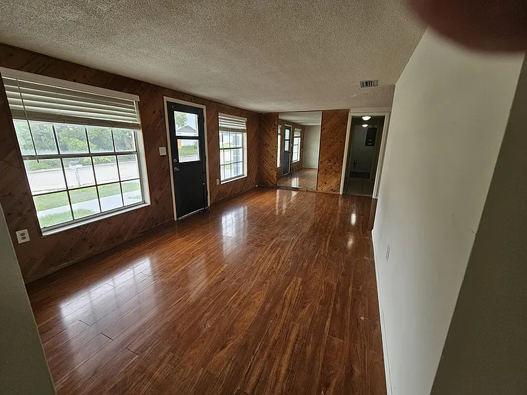 6945 Twilite Dr — Photo 16