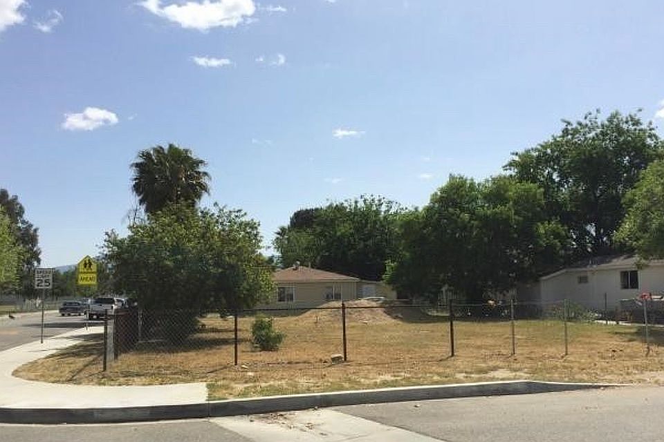 1st image of 24503 Monterey Ave