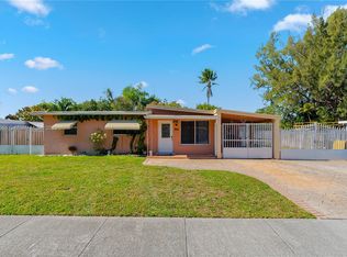 104 Ronald Rd, West Park, FL 33023