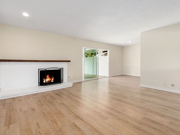 3rd image of 3569 Austin Ave