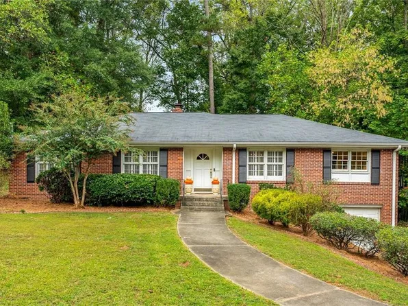 2358 Howell Mill Rd NW, Atlanta, GA 30318