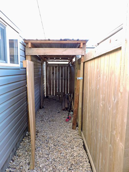 Edmonton House for rent - 4 Bedrooms — photo 3
